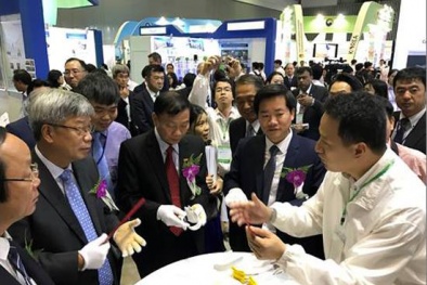Khai mạc EPIF 2017: 400 gian hàng trình diễn thiết bị công nghệ và dịch vụ xanh 