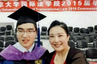 Thán phục mẹ nuôi con bại não vào trường Harvard