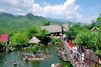 Có gì bên trong 9 khu du lịch ‘chui’ ở Hải Vân – Đà Nẵng?