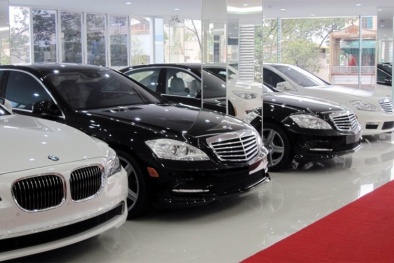 Ô tô giảm giá tận đáy, sang 2018 sẽ còn xuống tận đâu