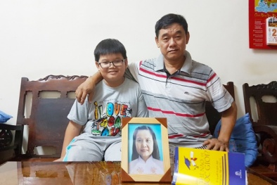 'Mẹ ơi, ở trên cao mẹ có nghe thấy những gì con nói không?'