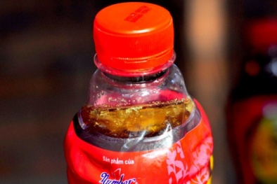 Vụ chai Dr Thanh có dị vật, khách hàng đòi đền bù rồi...kêu cứu