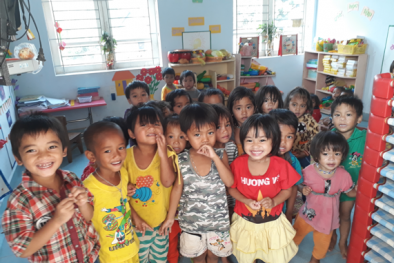 Chương trình 'Uống sữa-Vận động-Khỏe mạnh' tại các trường Đèn Đom Đóm