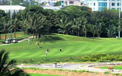 Sân golf trong sân bay Tân Sơn Nhất: Sẽ thu hồi nếu có nhiệm vụ quốc phòng
