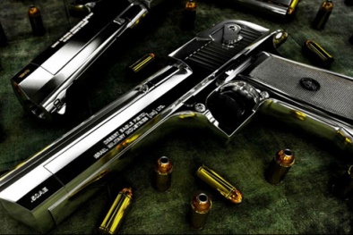 Rợn người với uy lực súng ngắn 'đại bàng sa mạc' mạnh nhất thế giới