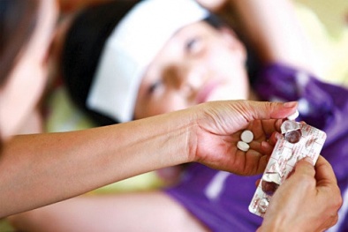 Thuốc hạ sốt có thể gây tác dụng phụ hoại tử da nhiễm độc