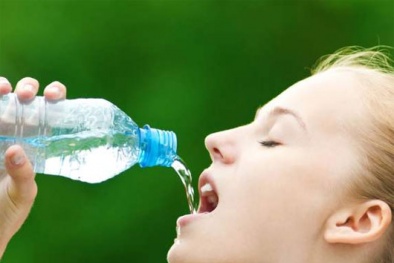 Uống nước khi không khát mang hoạ cho sức khỏe