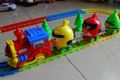 Pin đồ chơi cực kỳ nguy hiểm, có thể ảnh hưởng tới tính mạng trẻ em