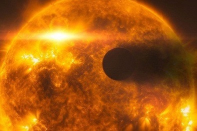 ‘Quái vật’ trên Mặt Trời ngày càng lớn đang tiến thẳng tới Trái đất