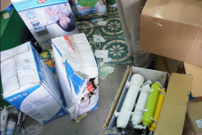 Kiểm tra 3 cơ sở sản xuất, thu nhiều máy lọc nước giả