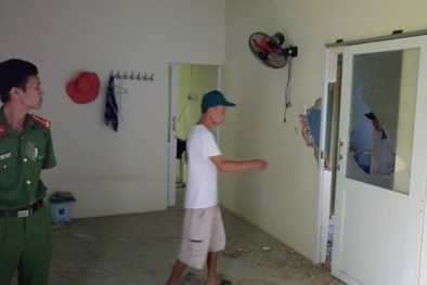 Ninh Thuận: Nhà dân hư hỏng nặng sau tiếng nổ vang trời