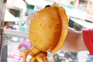 Món mực khổng lồ Hồng Kông đang khuynh đảo giới trẻ Sài Gòn, Hà Nội