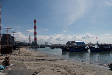 Vụ nhận chìm bùn thải xuống biển: Bộ Công an chính thức lên tiếng