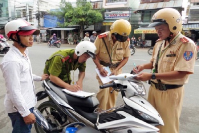 Cảnh báo giao thông: Mức phạt không mang và không có giấy tờ xe khác nhau thế nào?