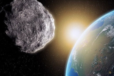 Một tiểu hành tinh có sức công phá gấp ngàn lần bom nguyên tử hướng gần Trái Đất