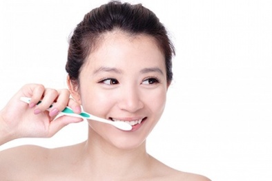 Lười đánh răng có thể mắc hàng loạt bệnh ung thư nguy hiểm