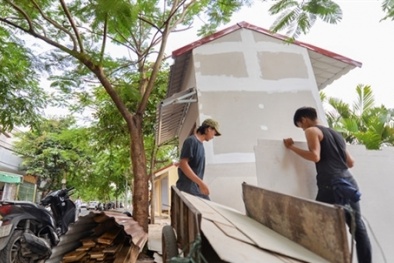 Quận Tây Hồ háo dỡ ki ốt phố đi bộ vì người dân phản ứng