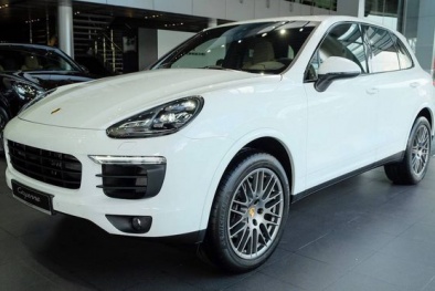‘Soi’ phiên bản đặc biệt Porsche Cayenne Platinum Edition giá 5,3 tỷ đồng tại Việt Nam 
