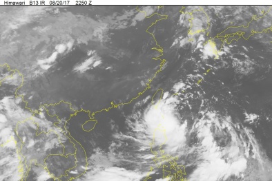 Cập nhật tin tức mới nhất về cơn bão Hato đang tiến gần biển Đông