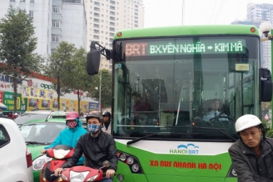 Chở 13.000 khách/ngày, buýt nhanh BRT đang có dấu hiệu quá tải