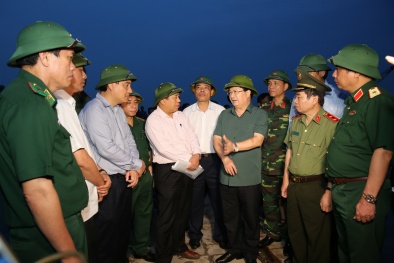Phó Thủ tướng chỉ đạo ứng phó bão số 10 ở Quảng Bình, Hà Tĩnh, Nghệ An