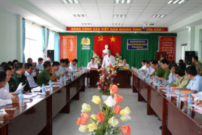 Phó Thủ tướng khảo sát công tác chống buôn lậu, hàng giả ở Long An