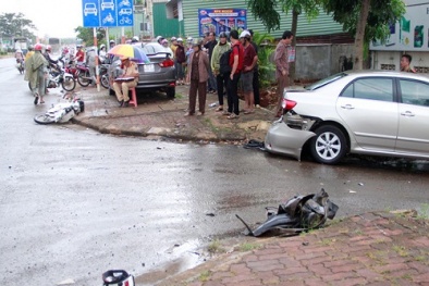 Tai nạn giao thông mới nhất 24h qua ngày 28/9/2017