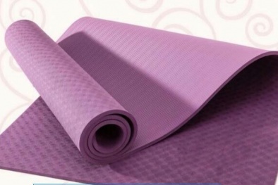 Thảm tập yoga bẩn - nguy cơ mắc chứng mụn rộp herpes