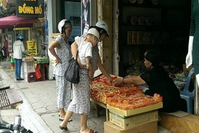 Bán bánh trung thu quá hạn và sửa chữa hạn sử dụng phạt thế nào?