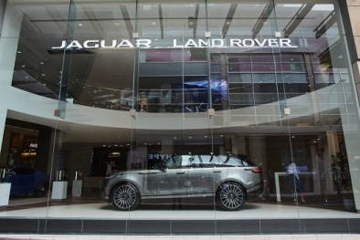 JAGUAR Land Rover đã thu hồi khoảng 17.000 chiếc xe do nghi ngờ lỗi túi khí