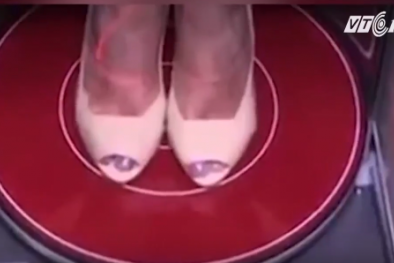 Tác hại đáng sợ của việc đi giày cao gót