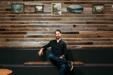 Ryan Holmes: Cậu bé lau cửa thuê thành CEO công ty tỷ đô