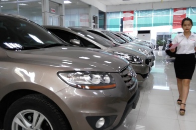 Từ đầu năm, Việt Nam nhập khẩu 74.000 ô tô, lượng xe nhập có xu hướng giảm