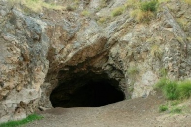 Bí ẩn 'động tử thần' hễ đến gần là bị 'nuốt chửng' vào trong