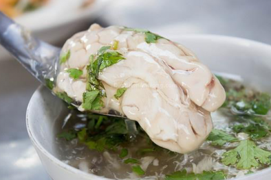 Óc động vật tốt ít hại nhiều nếu mẹ Việt cho con ăn kiểu này