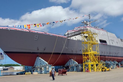 Khiếp đảm vũ khí đặt tên 'thánh' của Mỹ bất chấp mọi đối thủ gần bờ