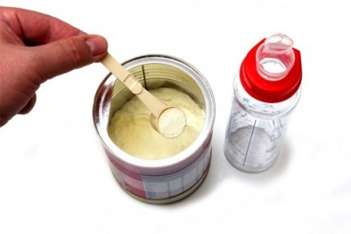 Mỹ: Sữa bột trẻ em chứa hàng loạt chất độc gây dị tật, ung thư