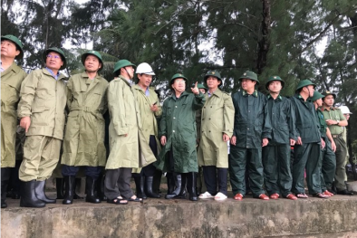 Tin bão số 12 mới nhất: Phó Thủ tướng chỉ đạo đẩy nhanh công tác tìm kiếm cứu nạn