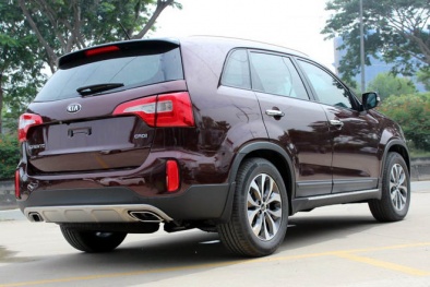 ‘Phát sốt’ chiếc Kia Sorento giá chỉ hơn 700 triệu tại Việt Nam