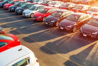 Tại sao giảm giá ‘sập sàn’ doanh số bán ô tô tháng 10 vẫn giảm mạnh?