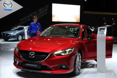 Hàng trăm ngàn chiếc xe Mazda 6 bị triệu hồi gấp do lỗi phanh tay