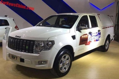 Cận cảnh ô tô tải điện Trung Quốc mới ra mắt giá khoảng 594 triệu đồng