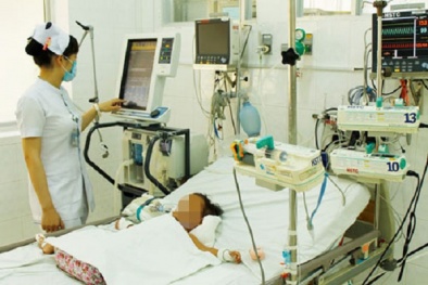 Con bị viêm phổi chết oan vì mẹ tự chữa bằng cách dân gian