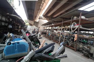 Thâm nhập 'siêu thị đồ Nhật' dưới gầm cầu Thăng Long