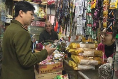 Hà Nội ra quân 'truy quét' rượu kém chất lượng, không nhãn mác