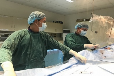 Một thanh niên bị chảy máu bao tử ồ ạt nghi do uống thuốc hạ sốt