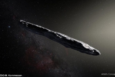 Phát hiện 'tàu vũ trụ' hình 'điếu xì gà' bay ngang qua Trái Đất