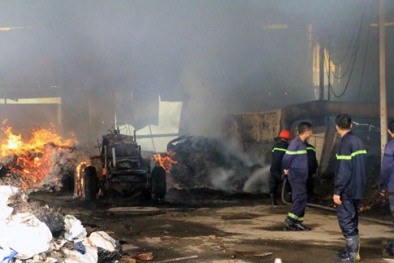 Cháy xưởng gỗ ở Bình Dương, hai công nhân thiệt mạng