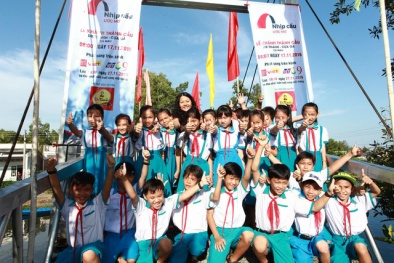 Người dân miền Tây được tặng 8 cây cầu làm 'quà Tết'