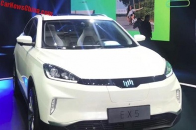 Ô tô SUV điện Trung Quốc có thể nhận diện khuôn mặt, chạy liên tục 600km trình làng